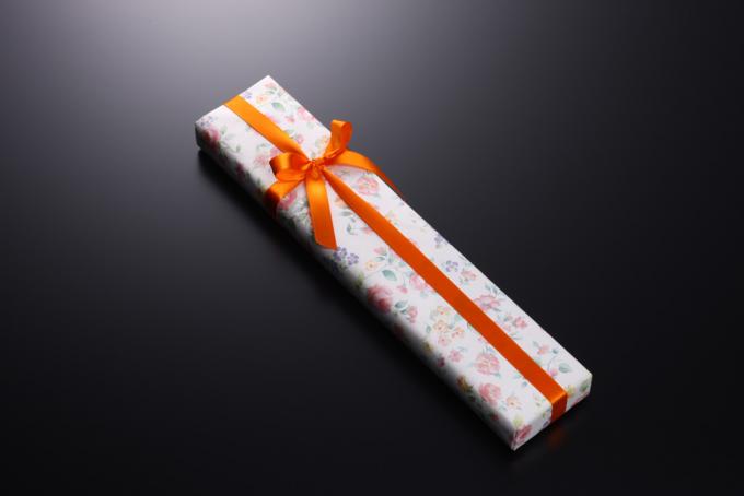 幻の名刀「牛刀」セット 牛刀包丁195mm+菜切包丁165mm+キッチン鋏+専用ラッピング