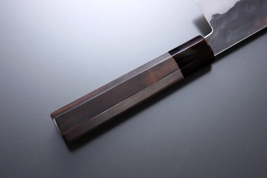 牛刀包丁 伝家の宝刀】八角黒檀柄 | 藤原照康刃物工芸 牛刀包丁 伝家の宝刀】八角黒檀柄 | 藤原照康刃物工芸