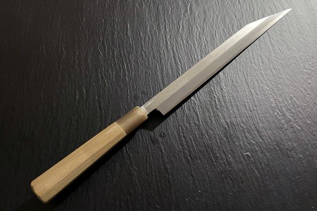 販売会 特別提供品 (22) 切付柳刃包丁カスミ八角水牛柄