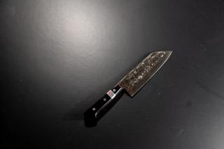 特別提供品 (58) 三徳包丁180mm幻の名刀